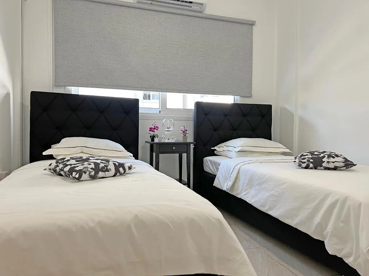 לרנקה Albert'S Apartment Marina 15 0*,  קפריסין